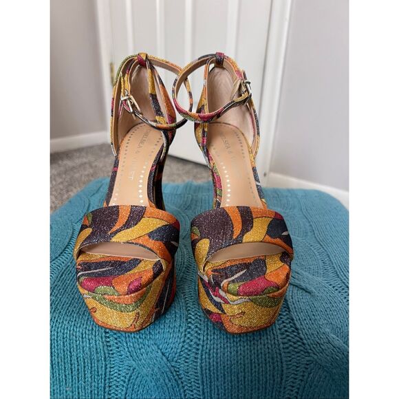 Chelsea & Violet Indi Vintage Print Platform Sandals - Picture 7 of 7